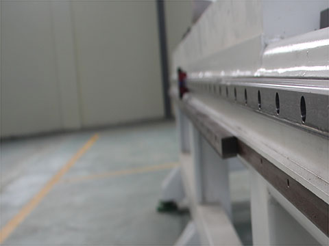 三工序開料機 Y軸導軌
